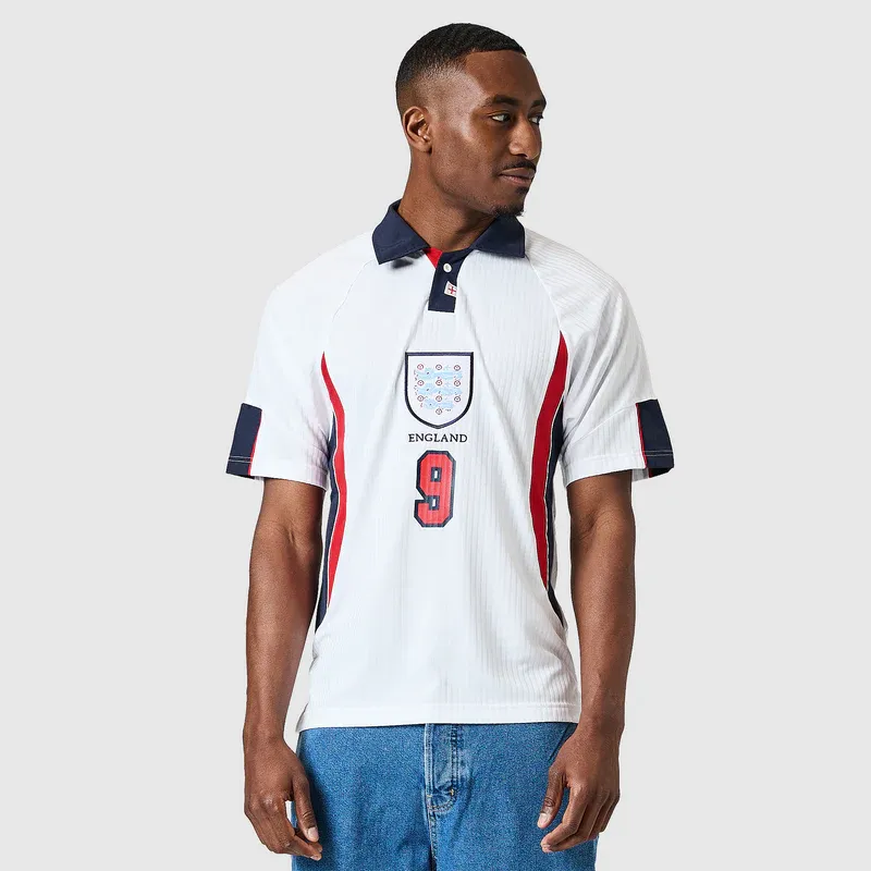 England (home jersey) 