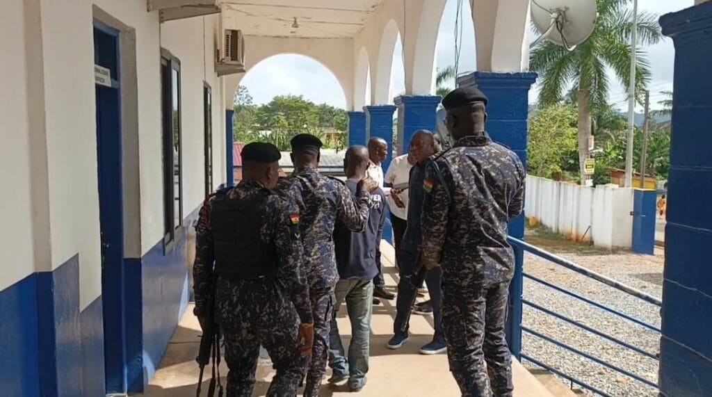 Nigerian Murder Suspect Arrested at Akyem Wenchi After Fleeing From Ogun State