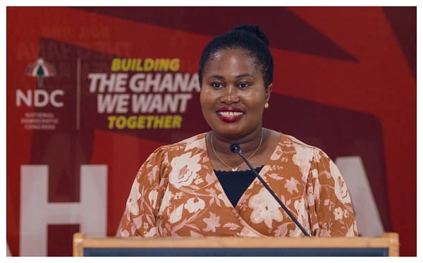 Abronye Has Insulted Mahama 89 Times – Beatrice Annan