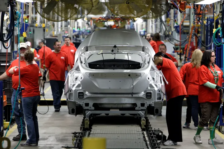 Ford Rehires Human Engineers After AI Fails to Deliver Expected Results